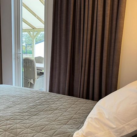 Chalet 3 Slaapkamers Oasis 19 Jabbeke  Ngoại thất bức ảnh